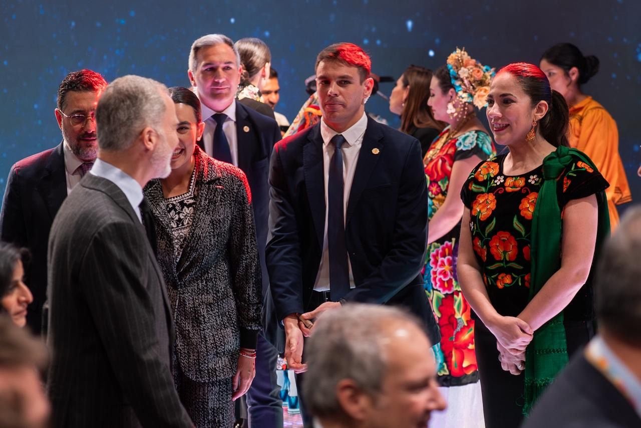 Anuncia Libia Dennise la nueva ruta área Bajío-Madrid