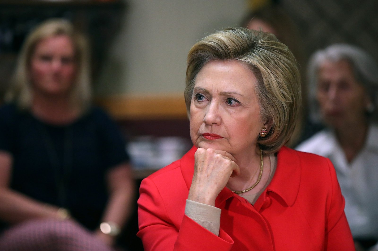 Testifica Hillary Clinton en caso Epstein