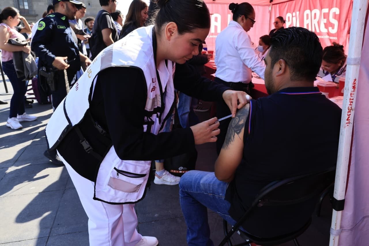 Reporta Clara Brugada aplicación de más de 1 millón de vacunas contra el sarampíon