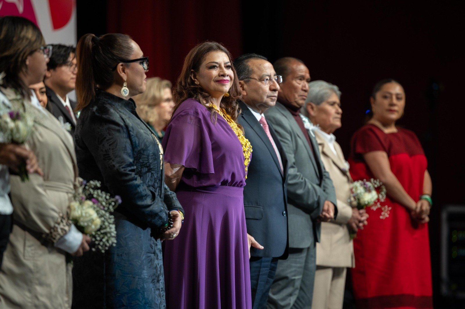 Con más de 2 mil bodas comunitarias, la capital celebra el Día del Amor