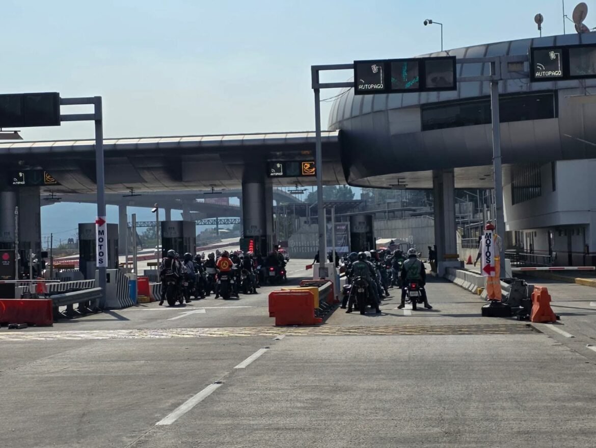 Reporta CAPUFE cierres en casetas por incidencias en carreteras del país