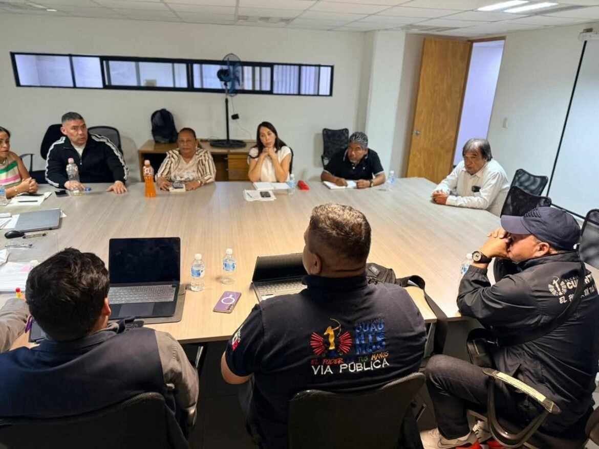 Continúan mesas de trabajo por ordenamiento de San Cosme; gobierno de Ale Rojo de la Vega reitera ofrecimiento de bolsa de trabajo