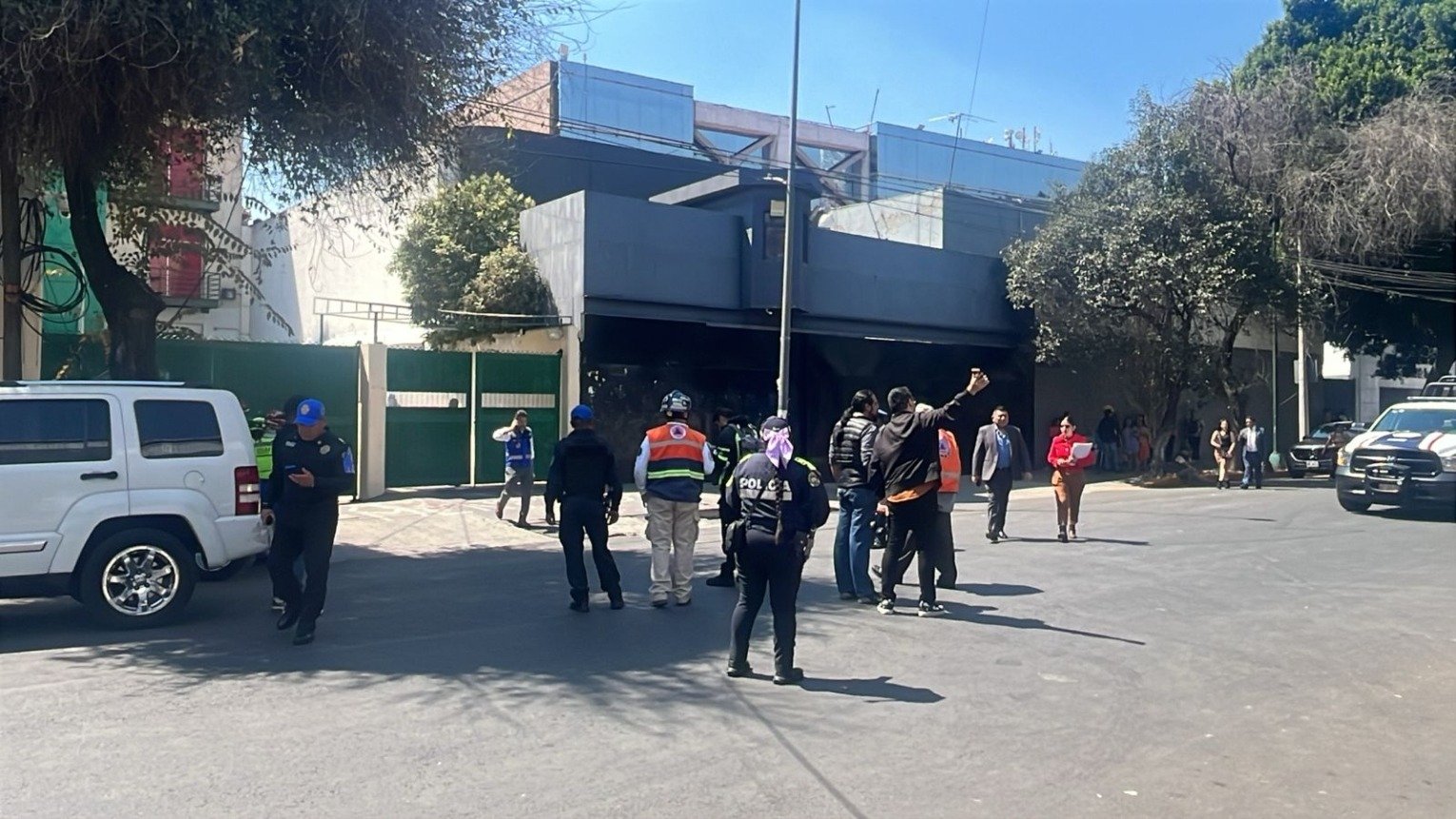 Protección Civil y 'Oriones' de Cuauhtémoc responden ante amenaza de bomba en Ciudad Judicial