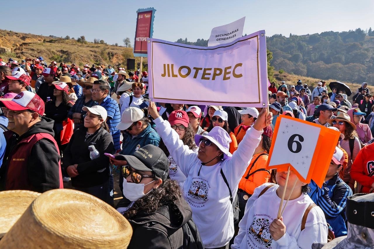Gobierno del Estado de México celebra el “Día del Amor y la Amistad por el Bosque”