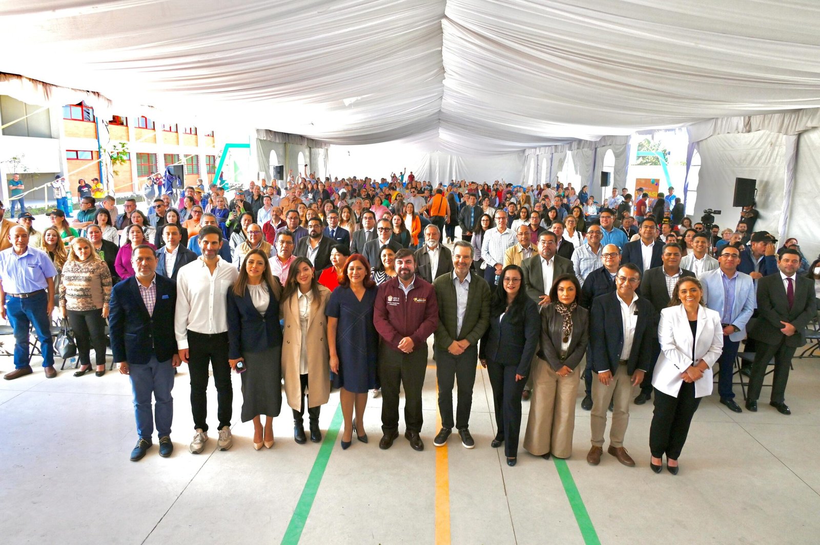 Beneficia Gobierno del Estado de México a más de 633 mil habitantes de 25 municipios con obras