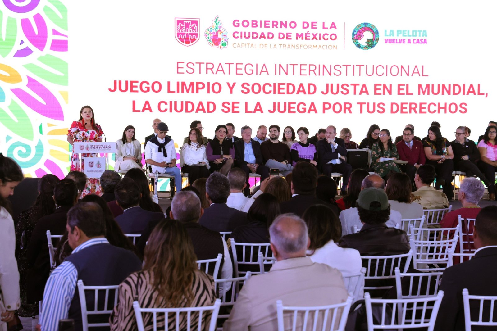 Presenta Clara Brugada Agenda de Derechos Humanos rumbo al Mundial de Futbol