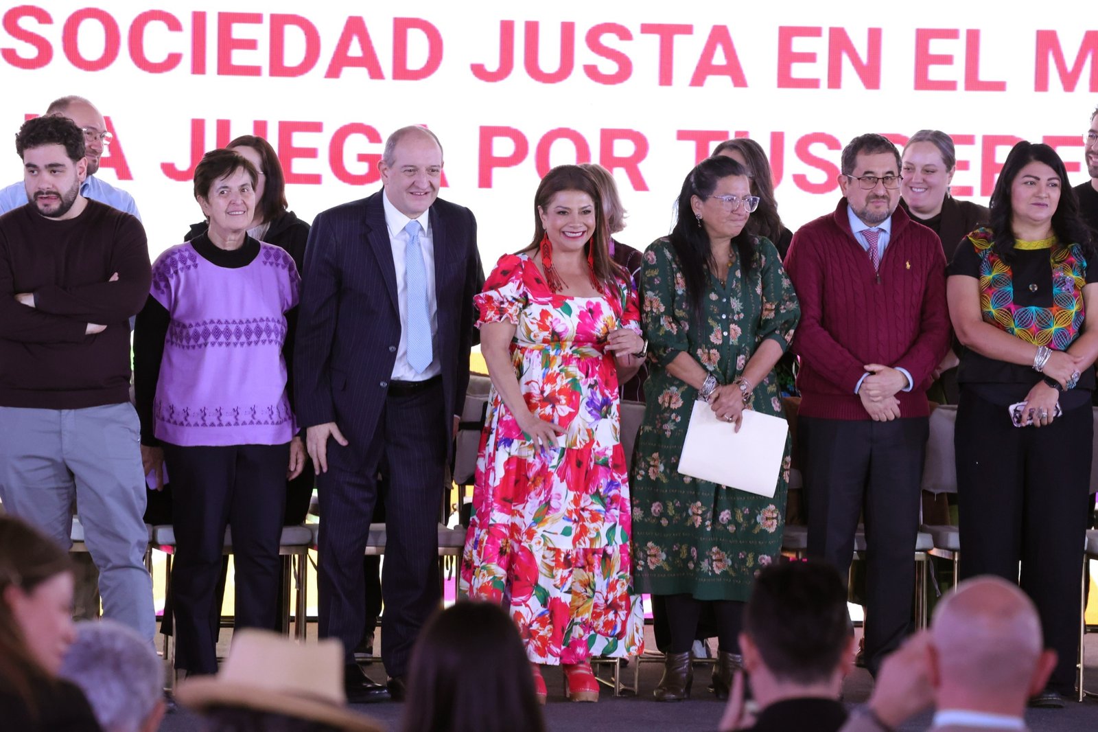 Presenta Clara Brugada Agenda de Derechos Humanos rumbo al Mundial de Futbol