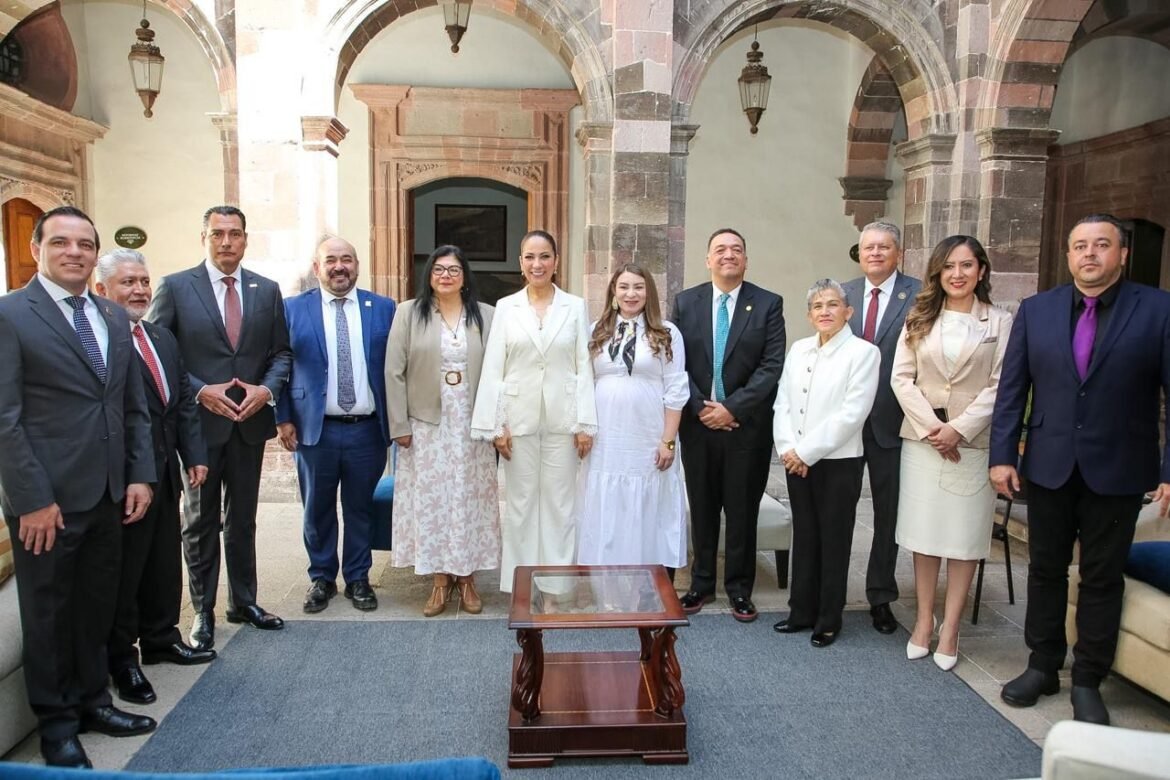 Reconoce Gobernadora legado de las mujeres sanmiguelenses en el desarrollo de Guanajuato