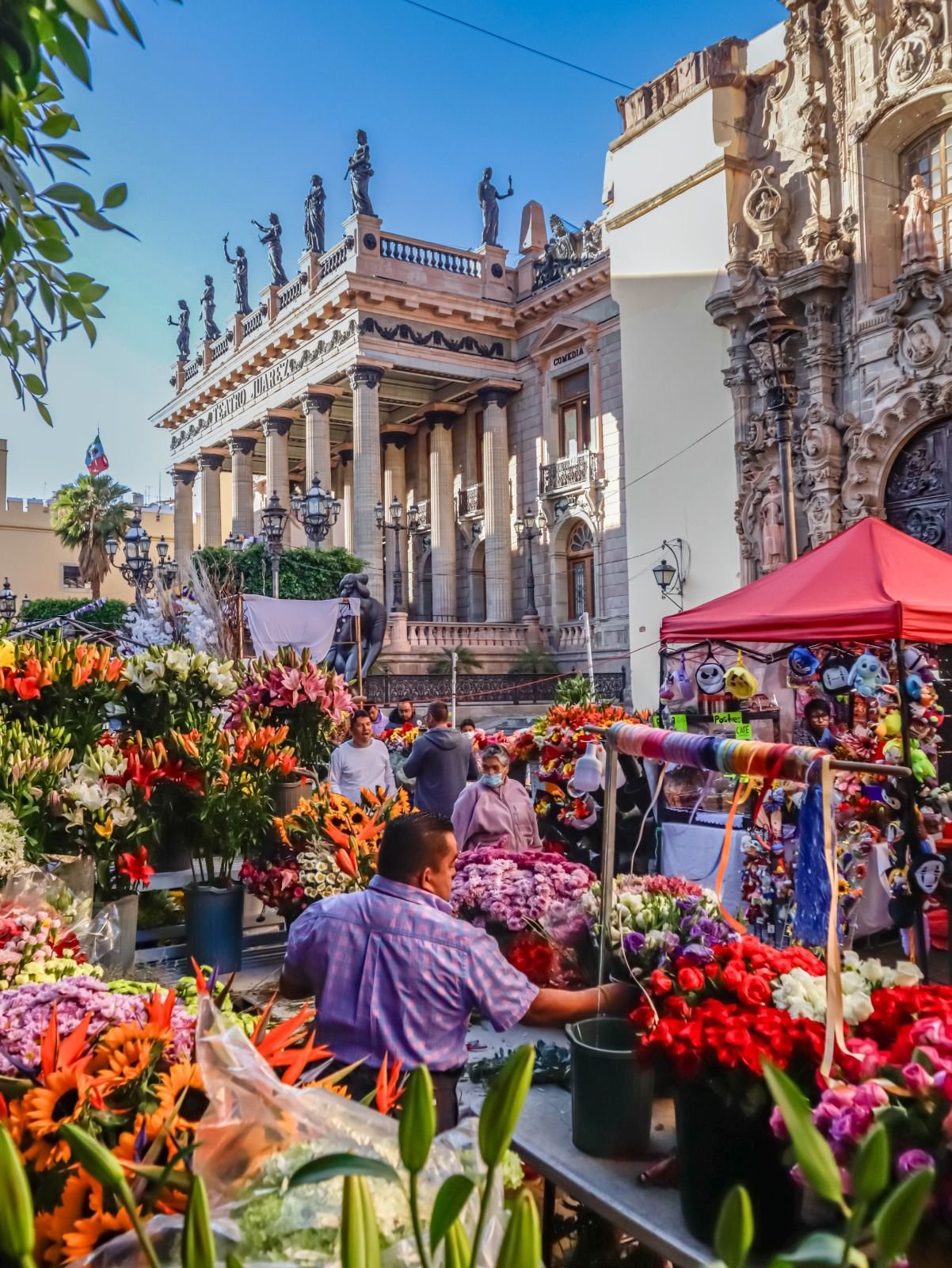 Procesiones, flores, máscaras, gastronomía y peregrinaciones, es como se vive la Semana Santa en Guanajuato
