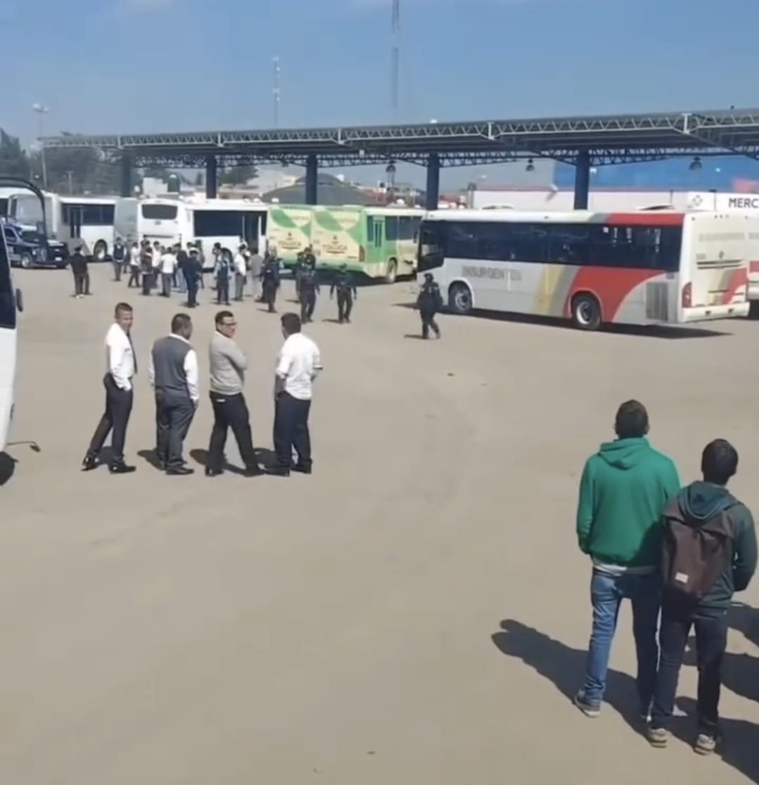 Riña en terminal de autobuses de Ixtlahuaca moviliza a policías