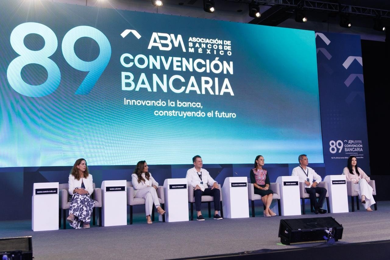 Sheinbaum presiona por más crédito; banca y Banxico empujan pagos digitales
