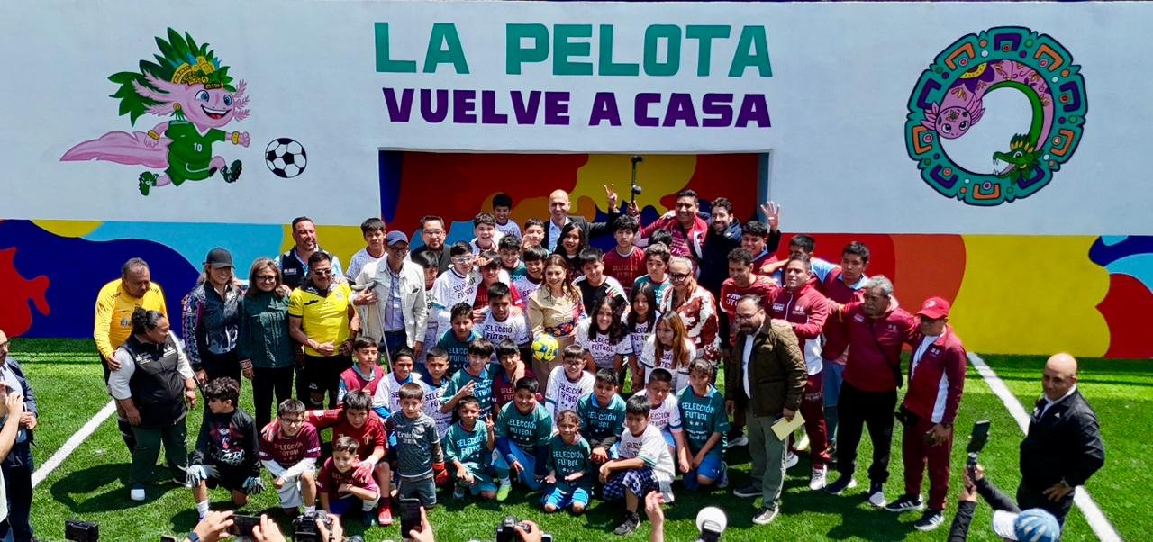 Lleva Clara Brugada el Mundial a los barrios de esta capital con la inauguración de nuevas canchas