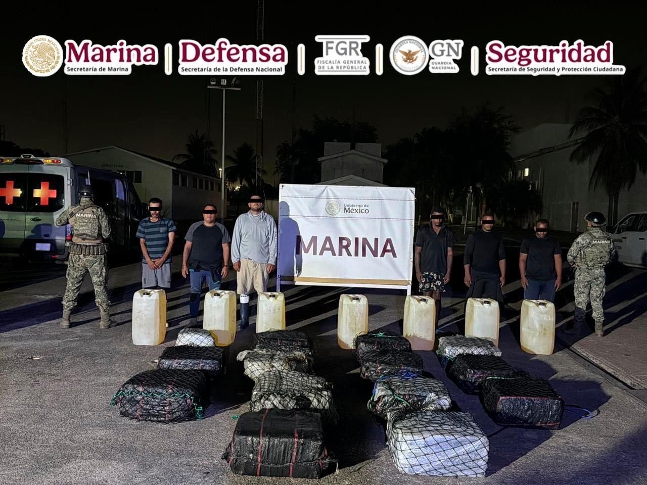 Aseguran embarcación con 650 kilos de cocaína frente a costas de Michoacán