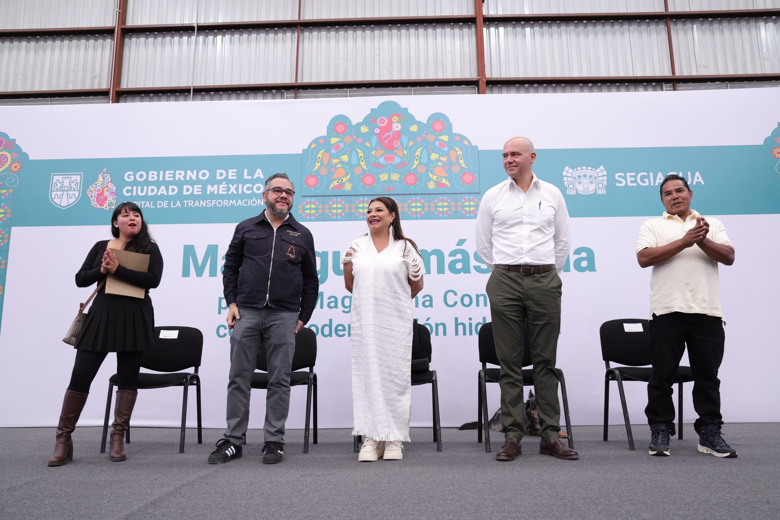 Clara Brugada triplica abasto de agua en más de 20 colonias de la Magdalena Contreras