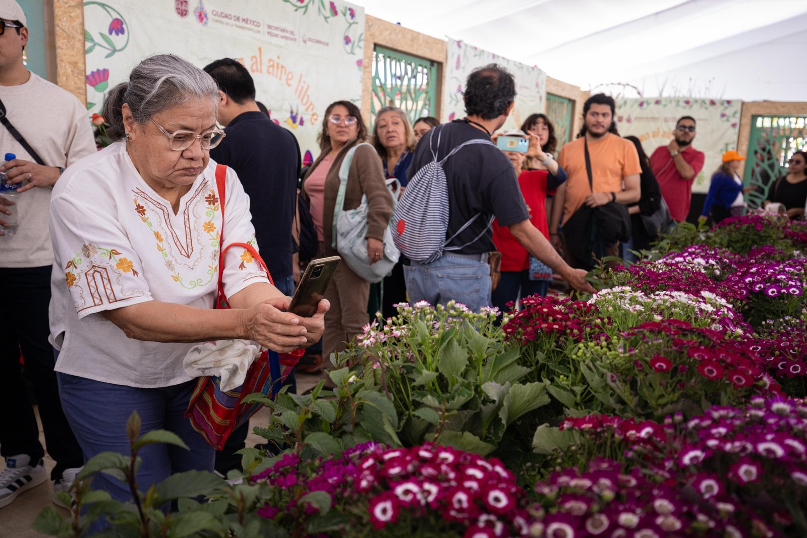 Inaugura Clara Brugada primer Festival de las Flores de Primavera