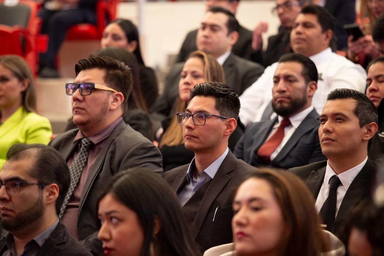 Avanza Gobierno del EdoMéx en la formación de personal médico con especialidades