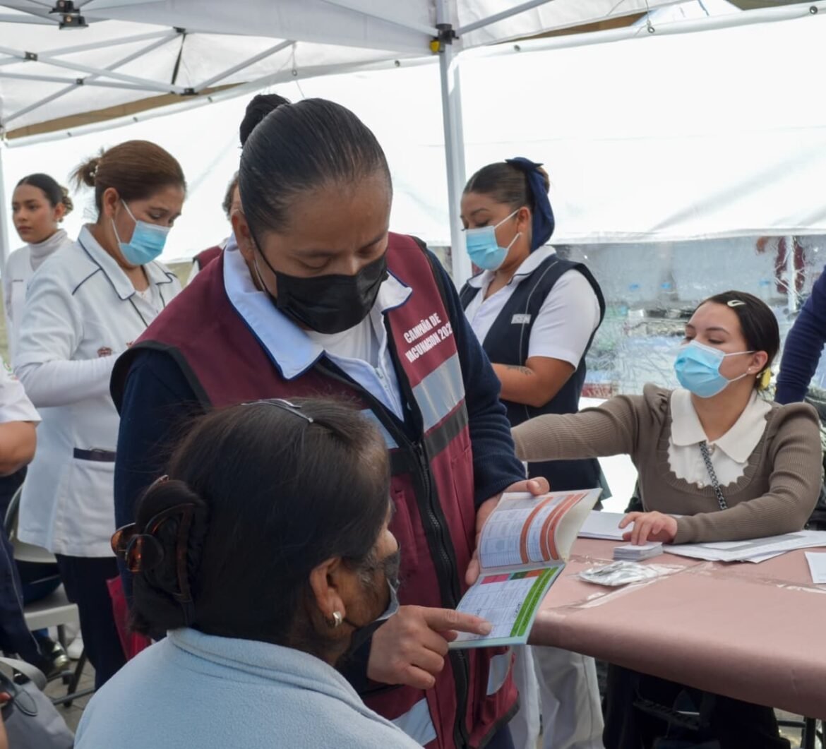 Aplica Gobierno del EdoMéx 1.2 millones de dosis contra sarampión en 19 días