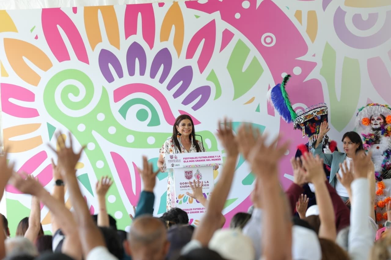 Clara Brugada presenta 18 Festivales Futboleros para el Mundial 2026