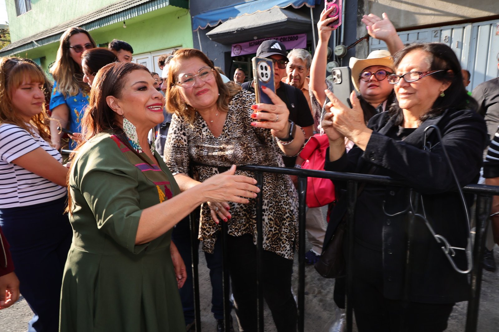 Clara Brugada anuncia renovación integral en colonia Pro Hogar, Azcapotzalco