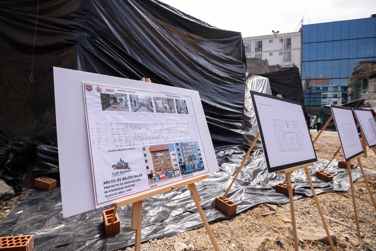 Coloca Clara Brugada primera piedra para construcción de 250 Viviendas en la colonia Guerrero