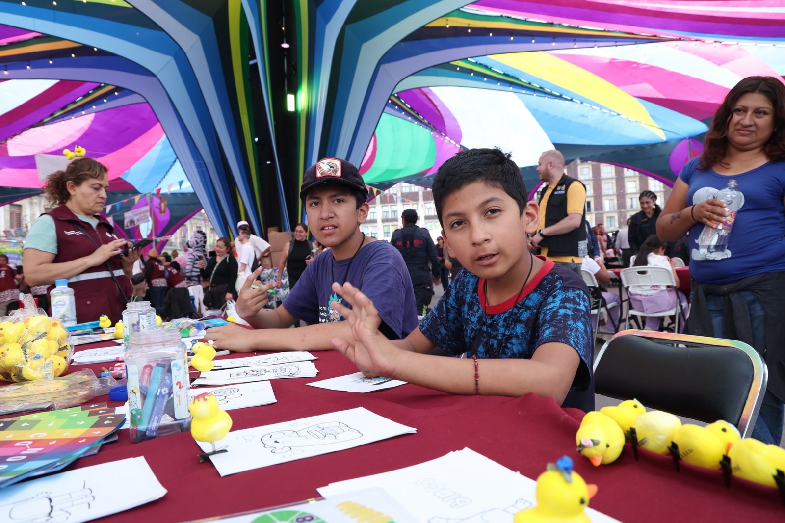 Inaugura Clara Brugada “Zocalito de las Infancias” con más de cien actividades para niñas y niños