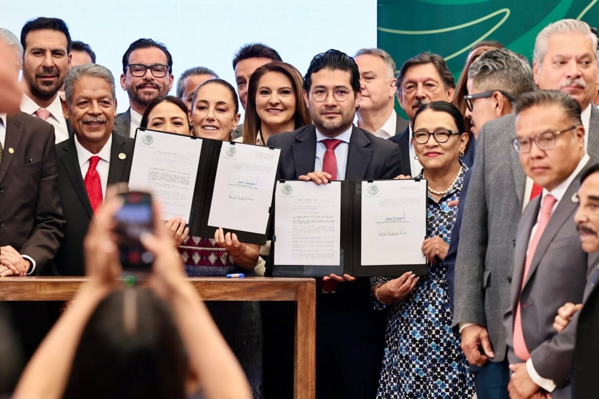 Firman acuerdo para crear Certificado Laboral para la Agroexportación
