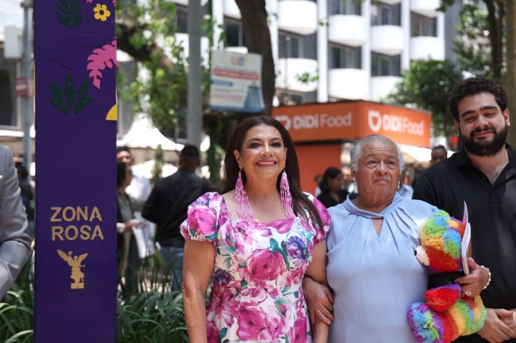 Entrega Clara Brugada obras que recuperan la Zona Rosa y garantizan accesibilidad y espacios dignos para la población