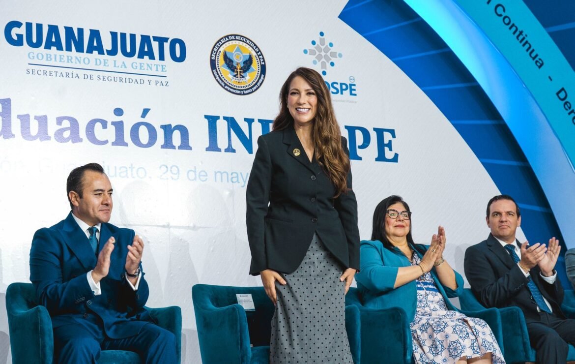 Reconoce Gobernadora a las y los egresados de Programas de Formación en Seguridad Pública y Académicos