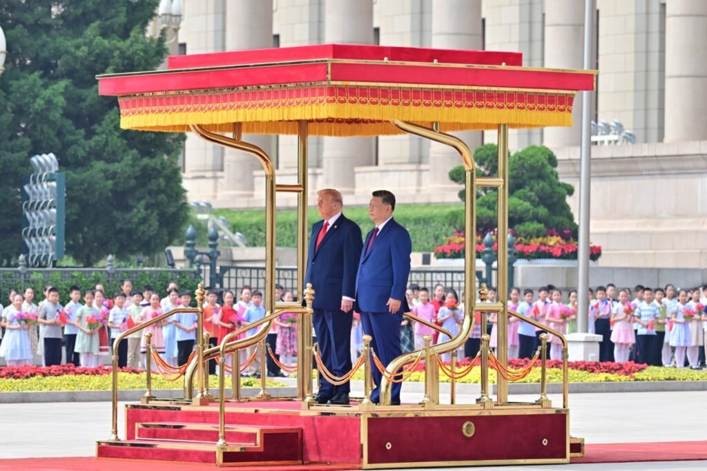 Sostienen Donald Trump y Xi Jinping cumbre bilateral en Beijing