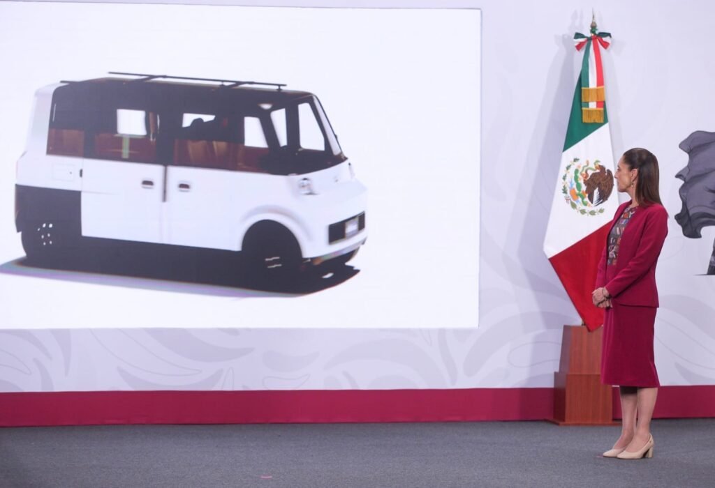 Presentan modelo de Olinia, vehículo eléctrico 100 por ciento mexicano