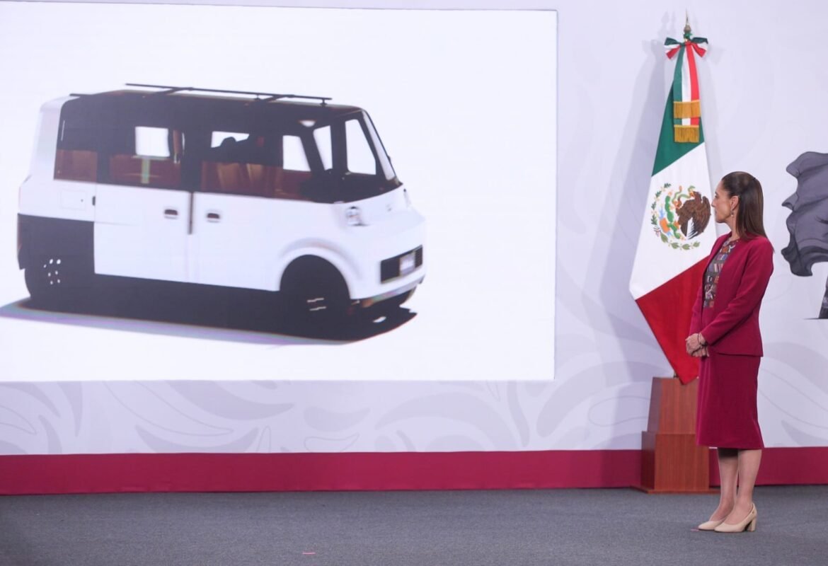 Presentan modelo de Olinia, vehículo eléctrico 100 por ciento mexicano