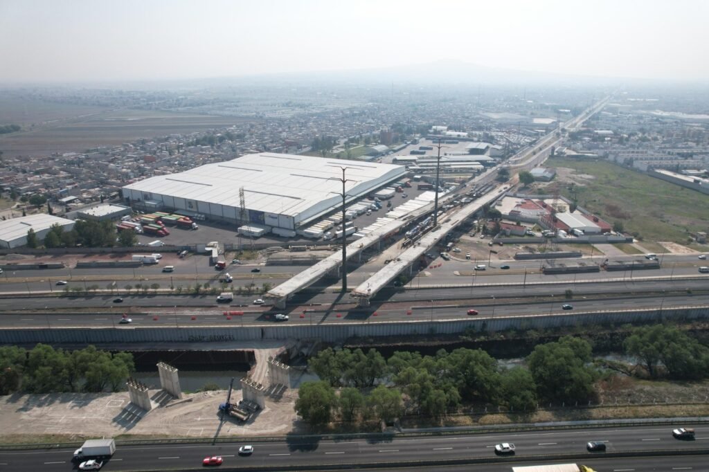 Comienza Gobierno del Estado de México colocación de trabes del puente “La Mexiquense”
