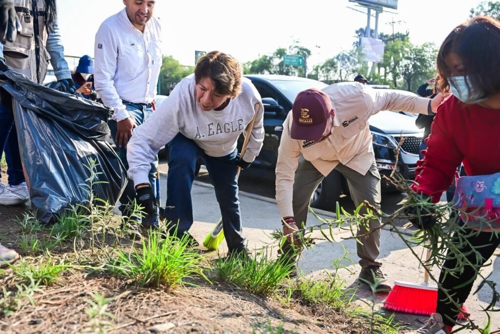 Gobernadora Delfina Gómez encabeza jornada “Limpiemos nuestro Estado de México” en Periférico Norte