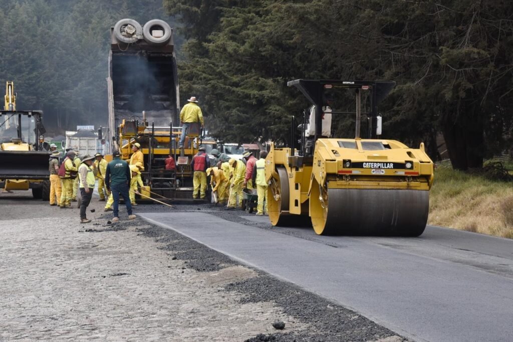 Avanza Gobierno del Estado de México 60 por ciento de reconstrucción de la carretera Ocoyoacac-Tenango del Valle