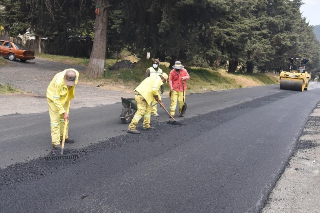 Avanza Gobierno del Estado de México 60 por ciento de reconstrucción de la carretera Ocoyoacac-Tenango del Valle