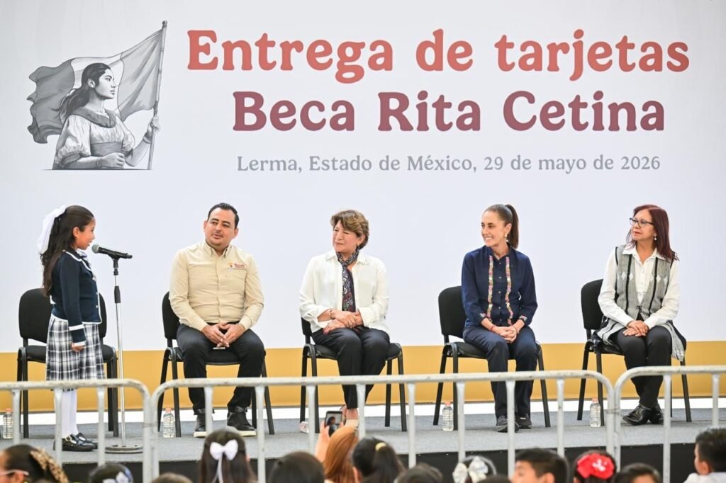 Presidenta Sheinbaum y Gobernadora Delfina Gómez entregan Beca “Rita Cetina”
