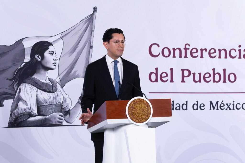 Llamada con el secretario de Estado de EU fue sobre temas de seguridad, migración y T-MEC