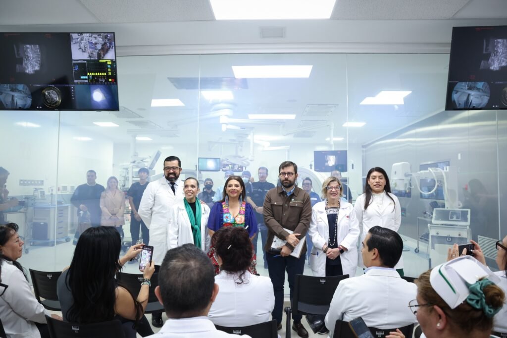 Entrega Clara Brugada Renovación Integral del Área de Urgencias del Hospital General Xoco