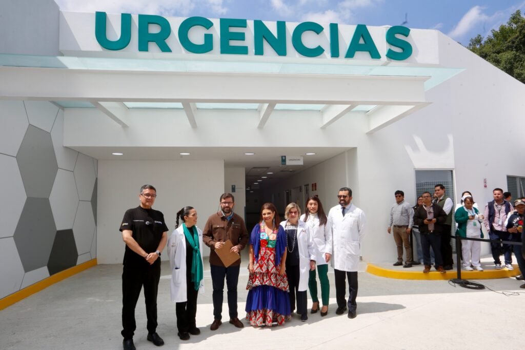 Entrega Clara Brugada Renovación Integral del Área de Urgencias del Hospital General Xoco
