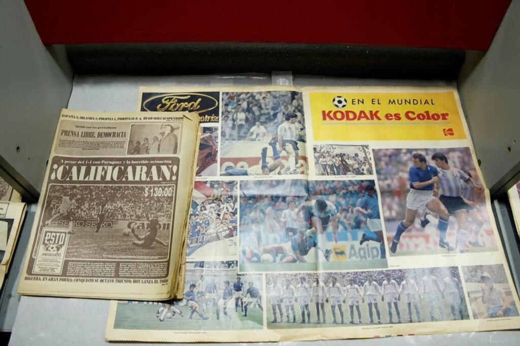 Abren las puertas del legendario Neza 86 y reviven la pasión mundialista