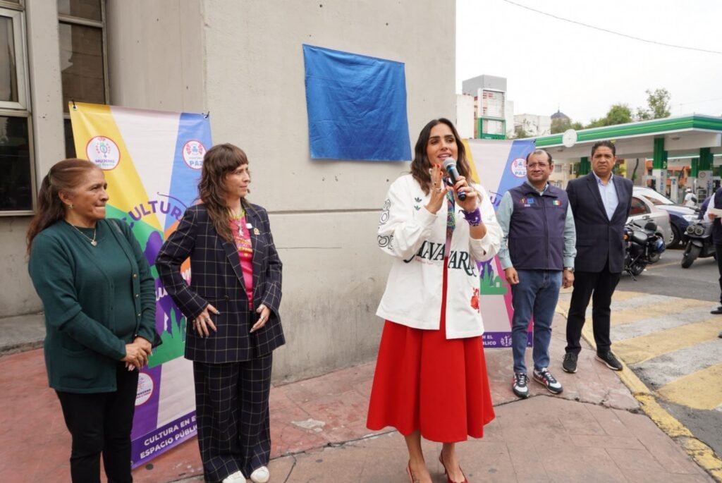 Ale Rojo de la Vega inicia la ruta de la memoria en Cuauhtémoc