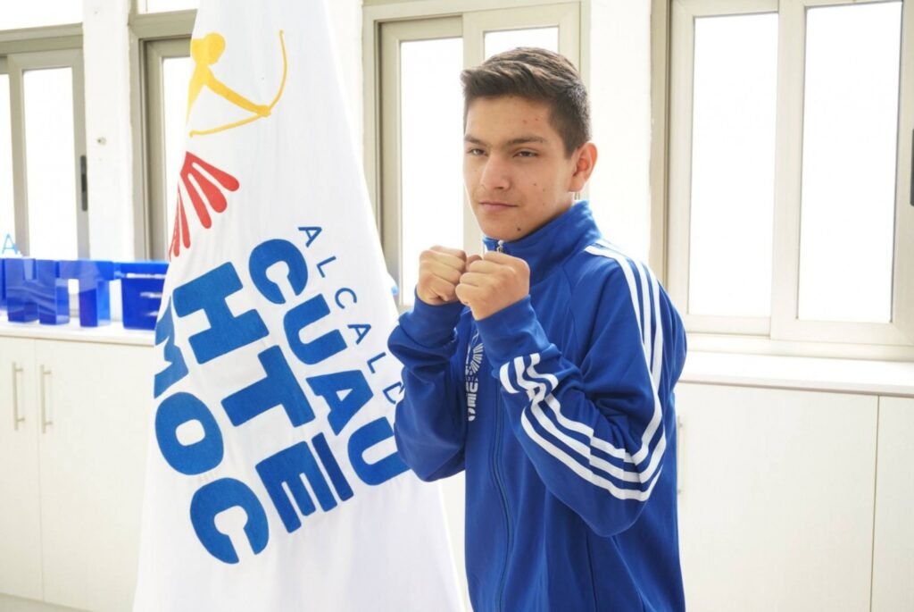 Ale Rojo de la Vega apoya a jóvenes boxeadores de Cuauhtémoc que representarán a México en Ecuador