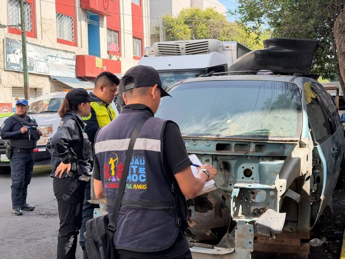 Suman 3 mil 500 vehículos abandonados retirados de las calles de Cuauhtémoc