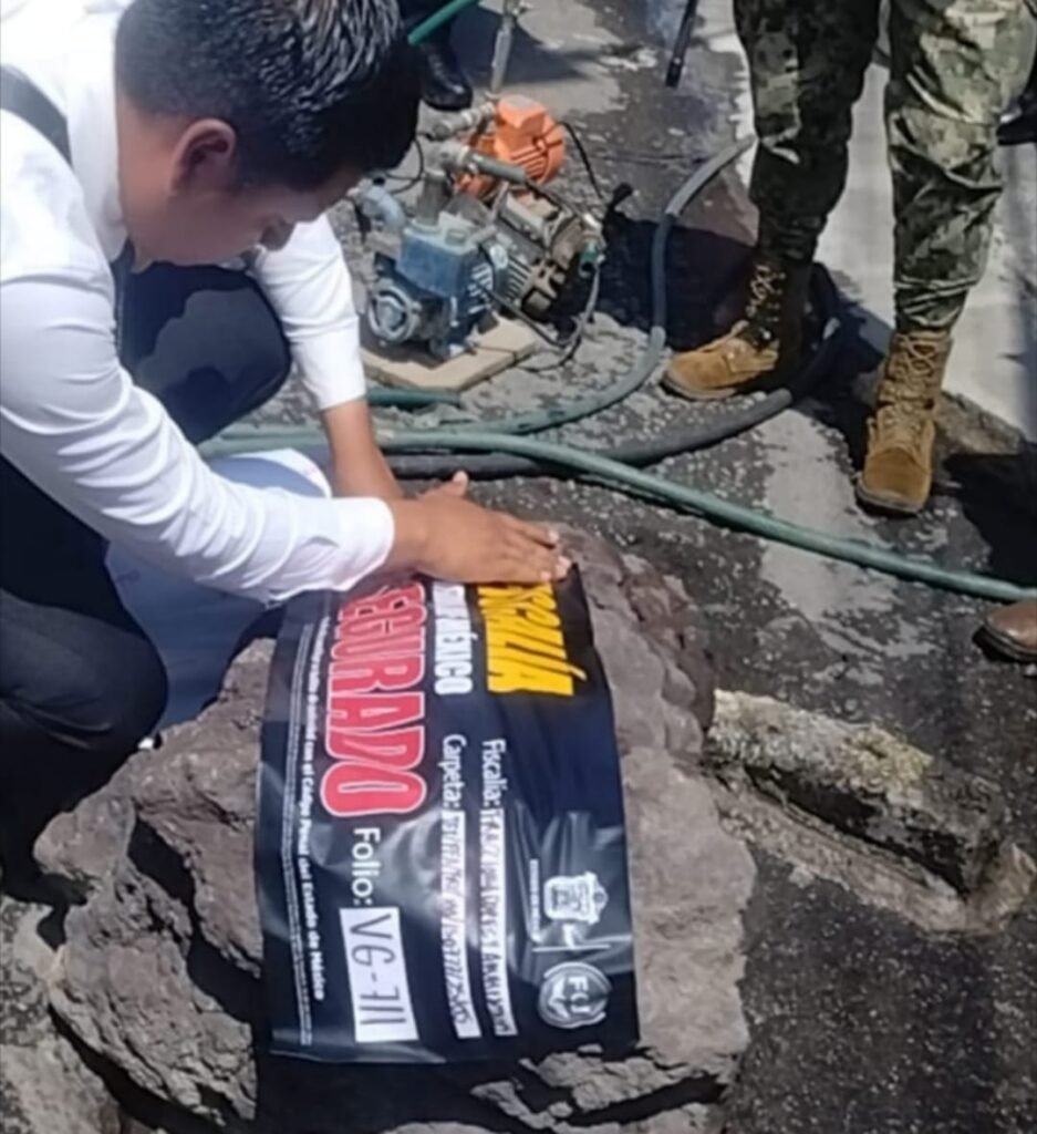 Desmantelan en Ecatepec más de 100 tomas clandestinas de agua, algunas estaban conectadas al Cutzamala
