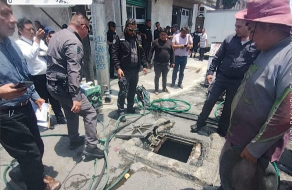 Desmantelan en Ecatepec más de 100 tomas clandestinas de agua, algunas estaban conectadas al Cutzamala