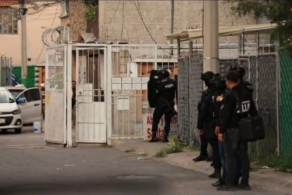 Concluye operativo en Tecámac; liberan a familia retenida y detienen a Miguel “N”