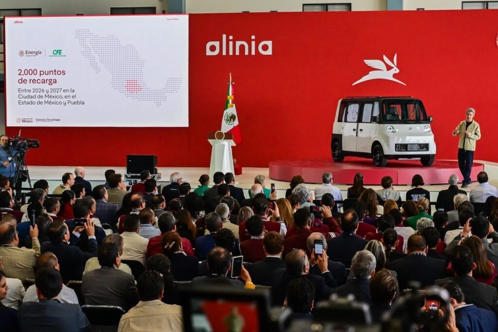 Acompaña Gobernadora Delfina Gómez a Presidenta Claudia Sheinbaum en lanzamiento de “Olinia”