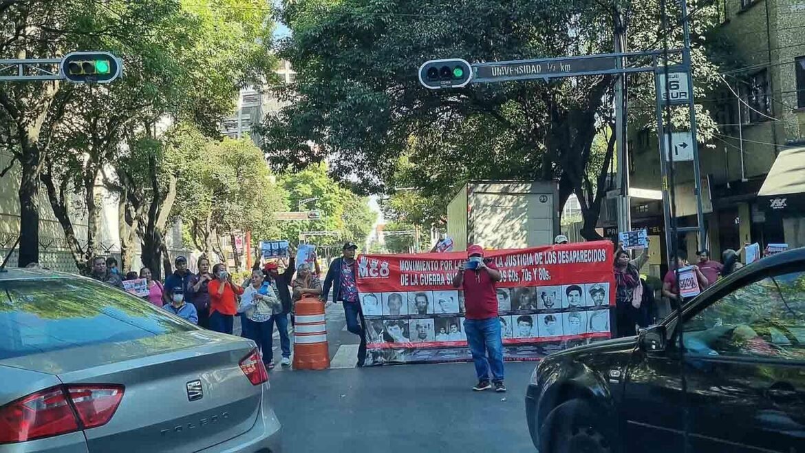 Vecinos de la Colonia delValle, en la CDMX, denuncian a un cártel del despojo inmobiliario