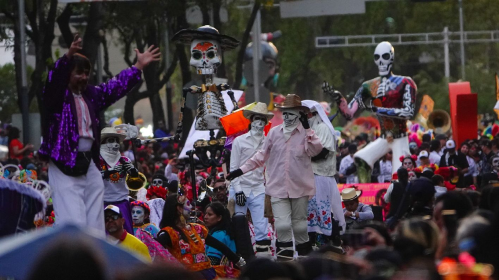 A disfrutar el "Puente" de Día de Muertos 2026.